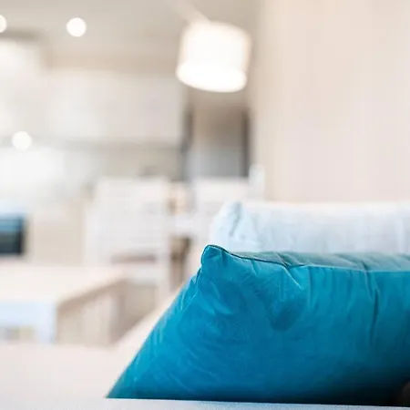 Apartment La Mer Luxury 4 *